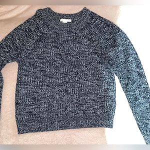 H & M sweater